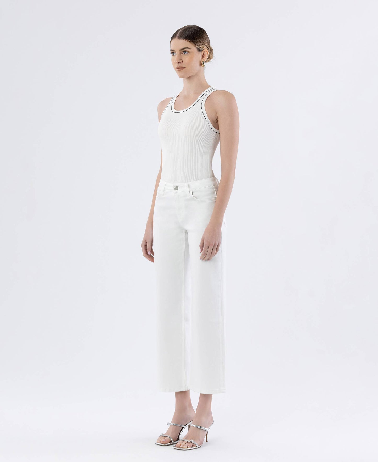 Mid Rise Powder White Lose Leg Comfort Jean