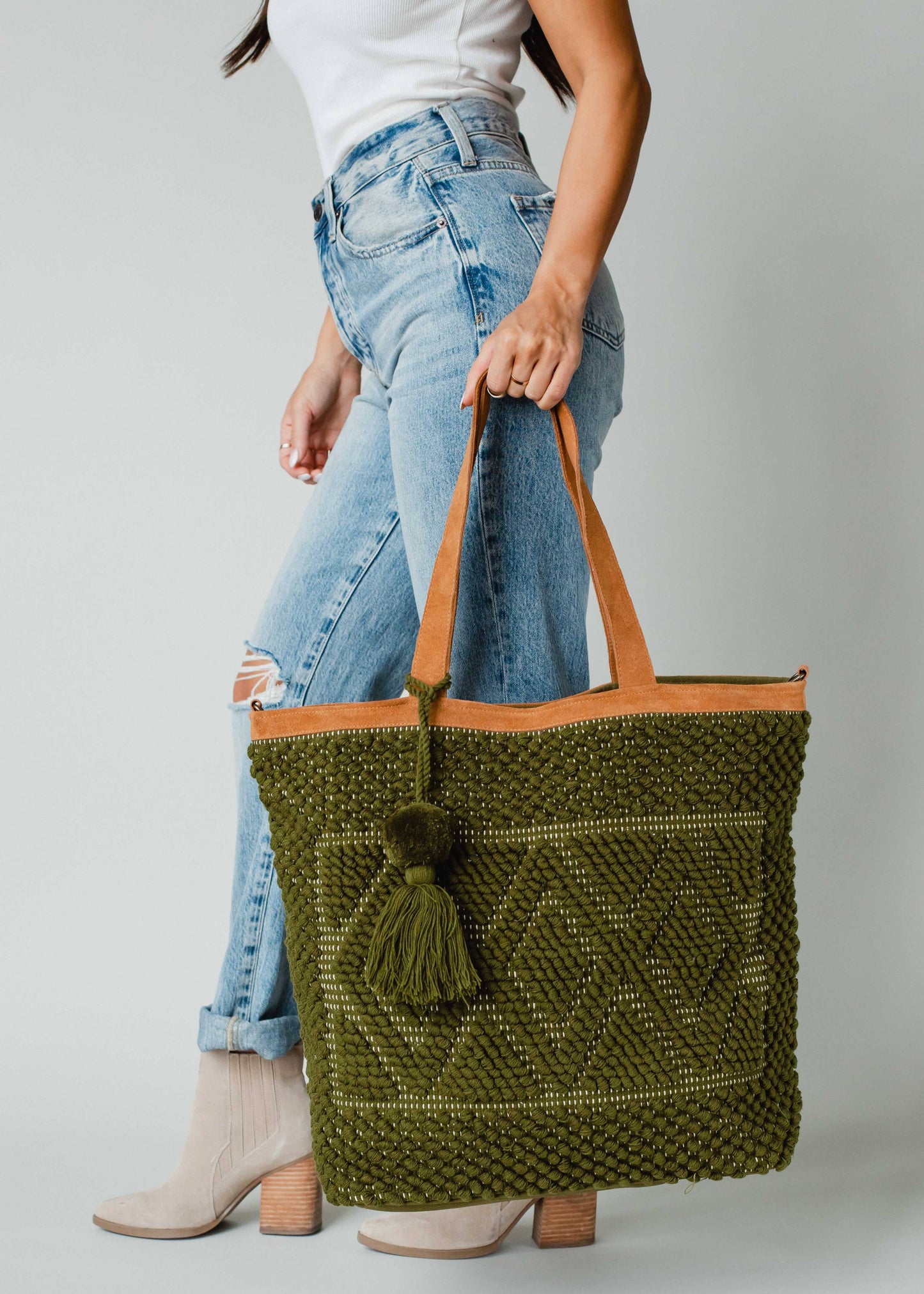 Olive Diamond Pattern Tote Hand Knotted