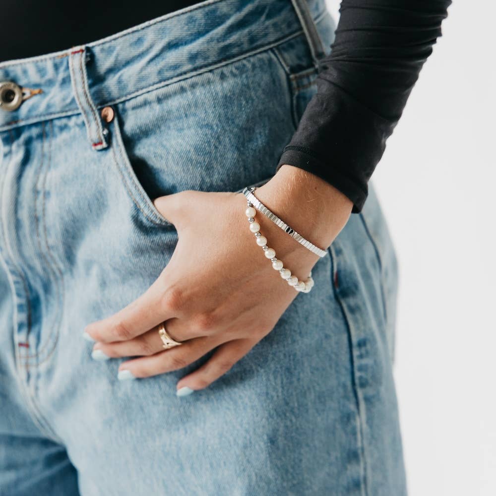 Daisy Bangle Bracelet - WATERPROOF