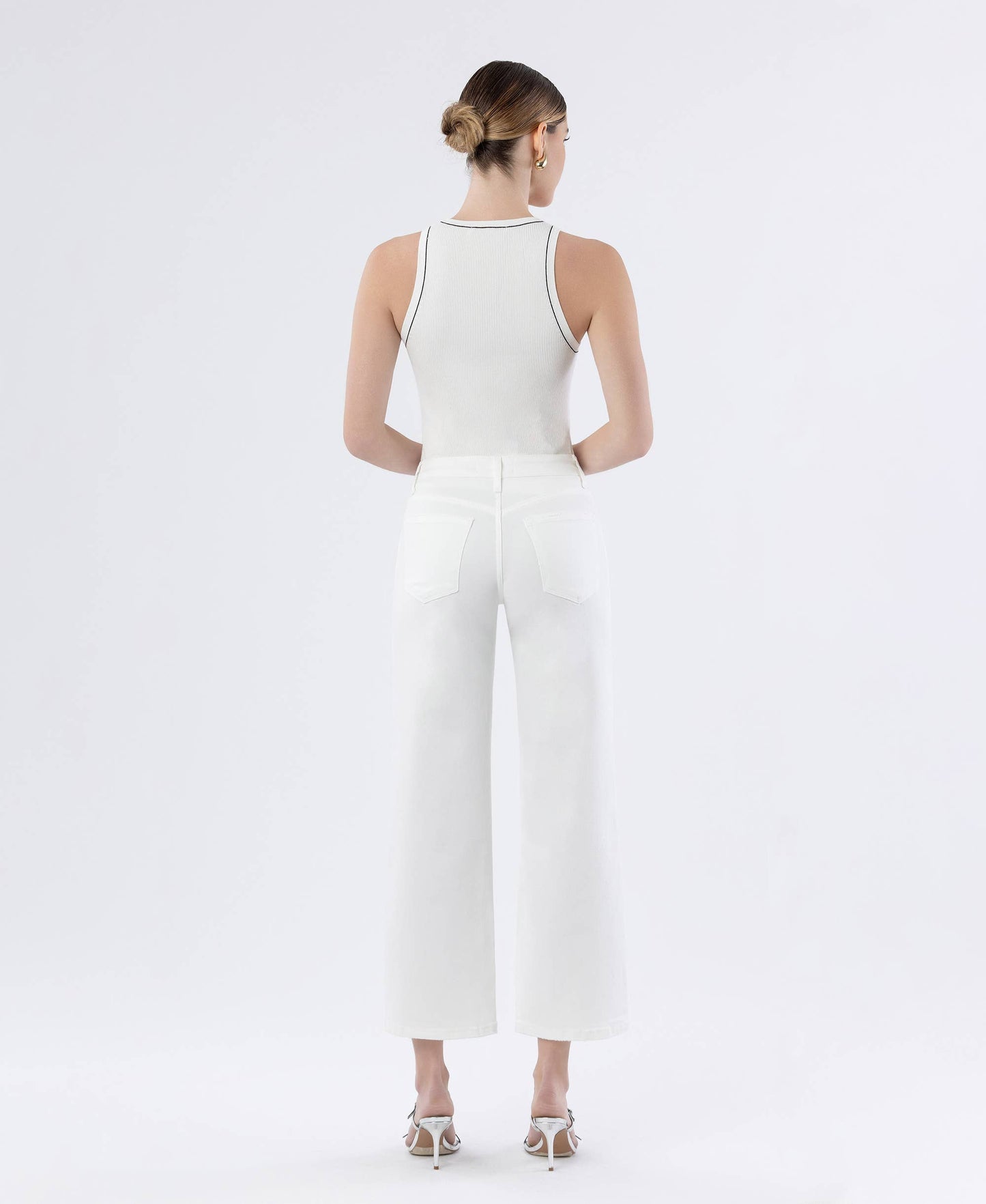 Mid Rise Powder White Lose Leg Comfort Jean