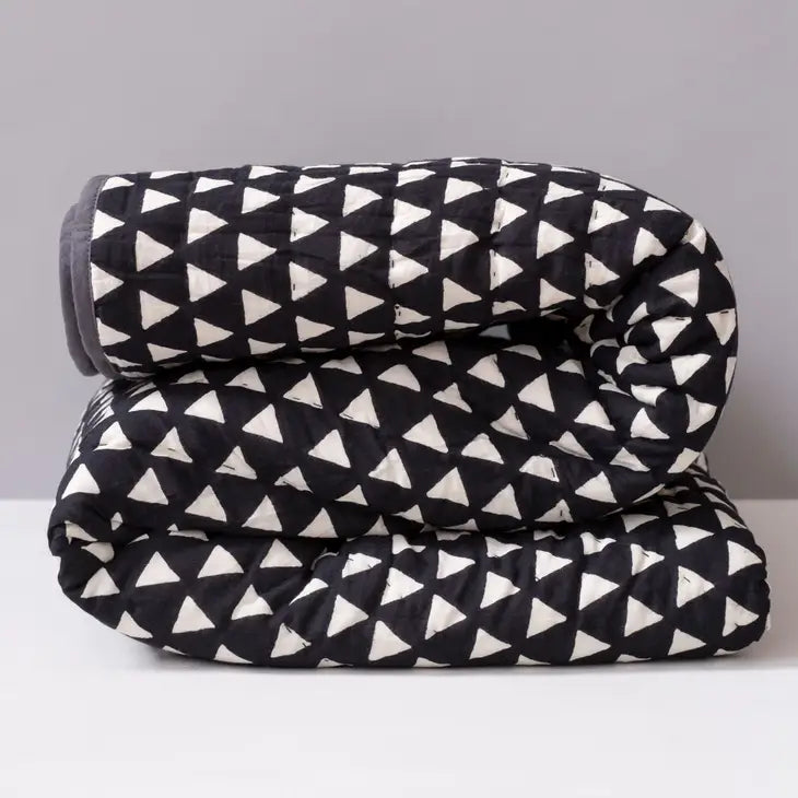 KING Kamana Black Hand Print Quilt