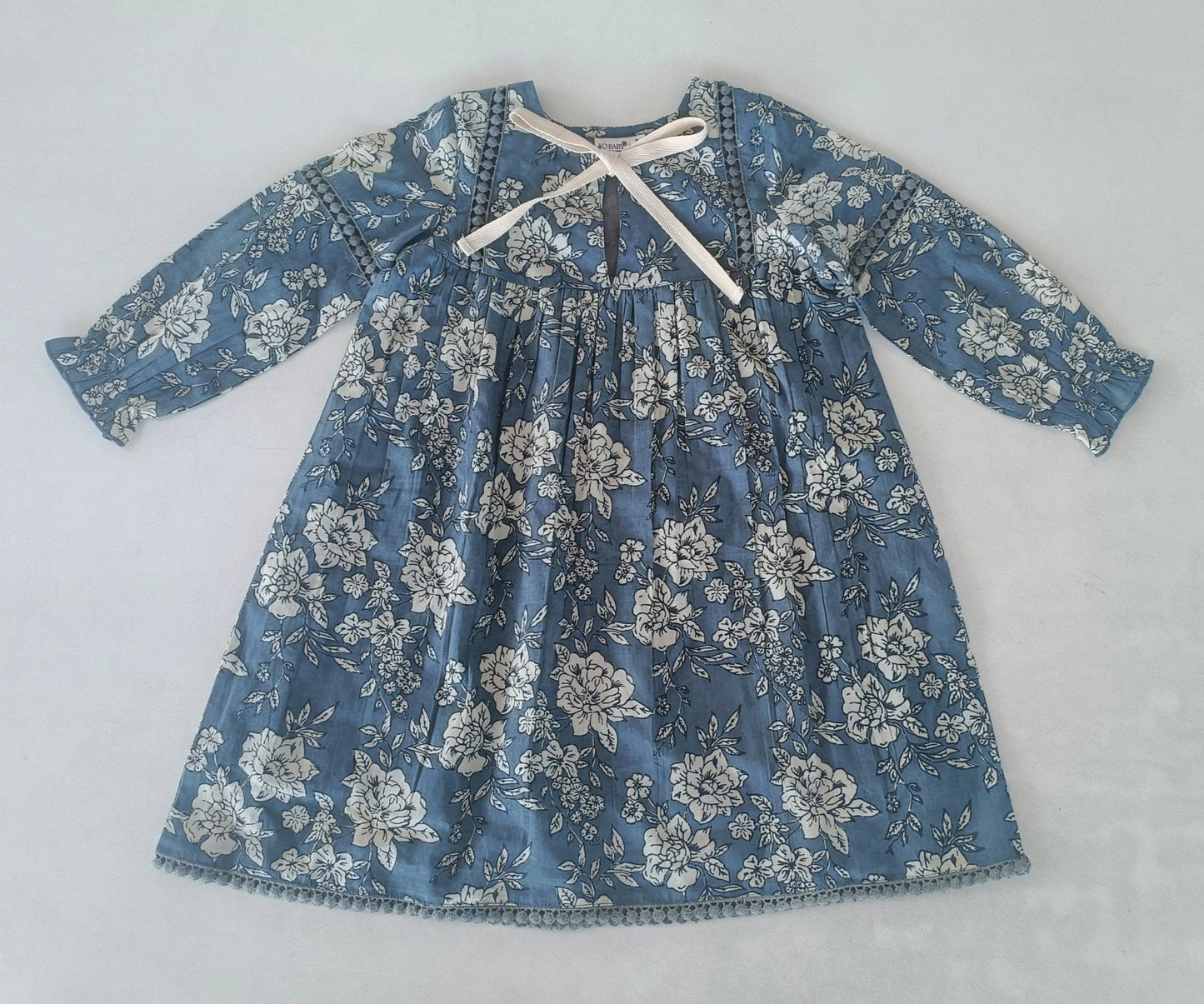 Grey Floral Printed Lace Long Sleeves Gathere