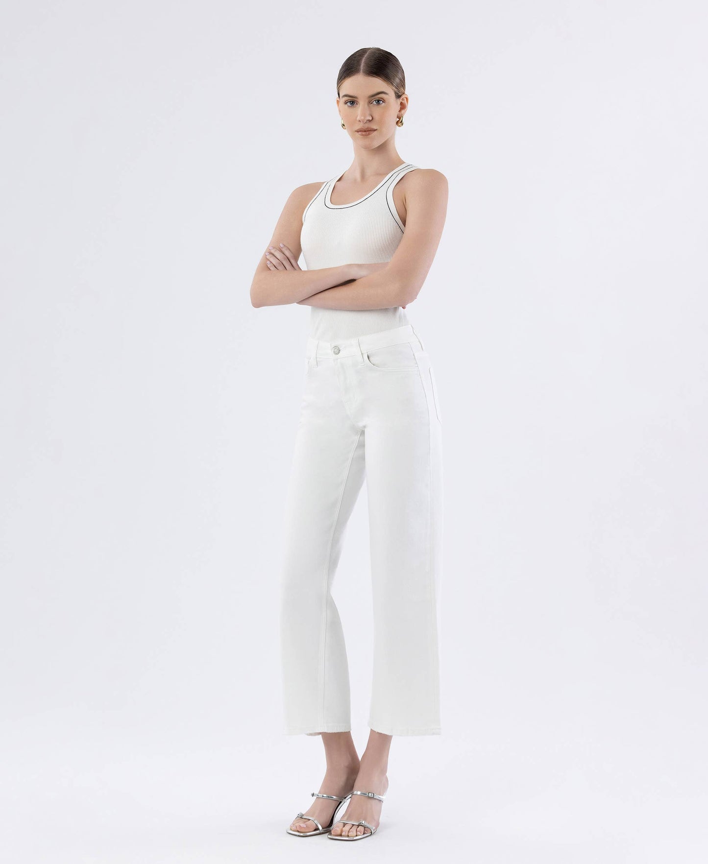Mid Rise Powder White Lose Leg Comfort Jean