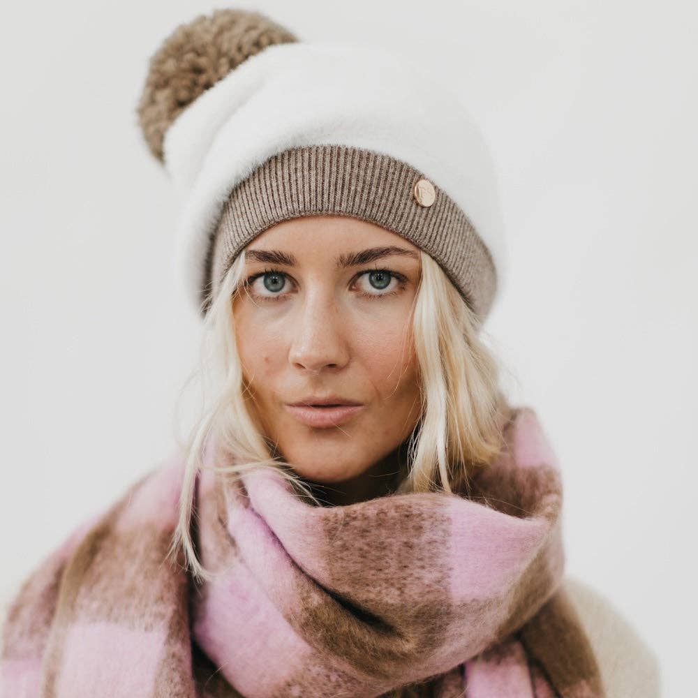 Park City Pom Womens Winter Beanie