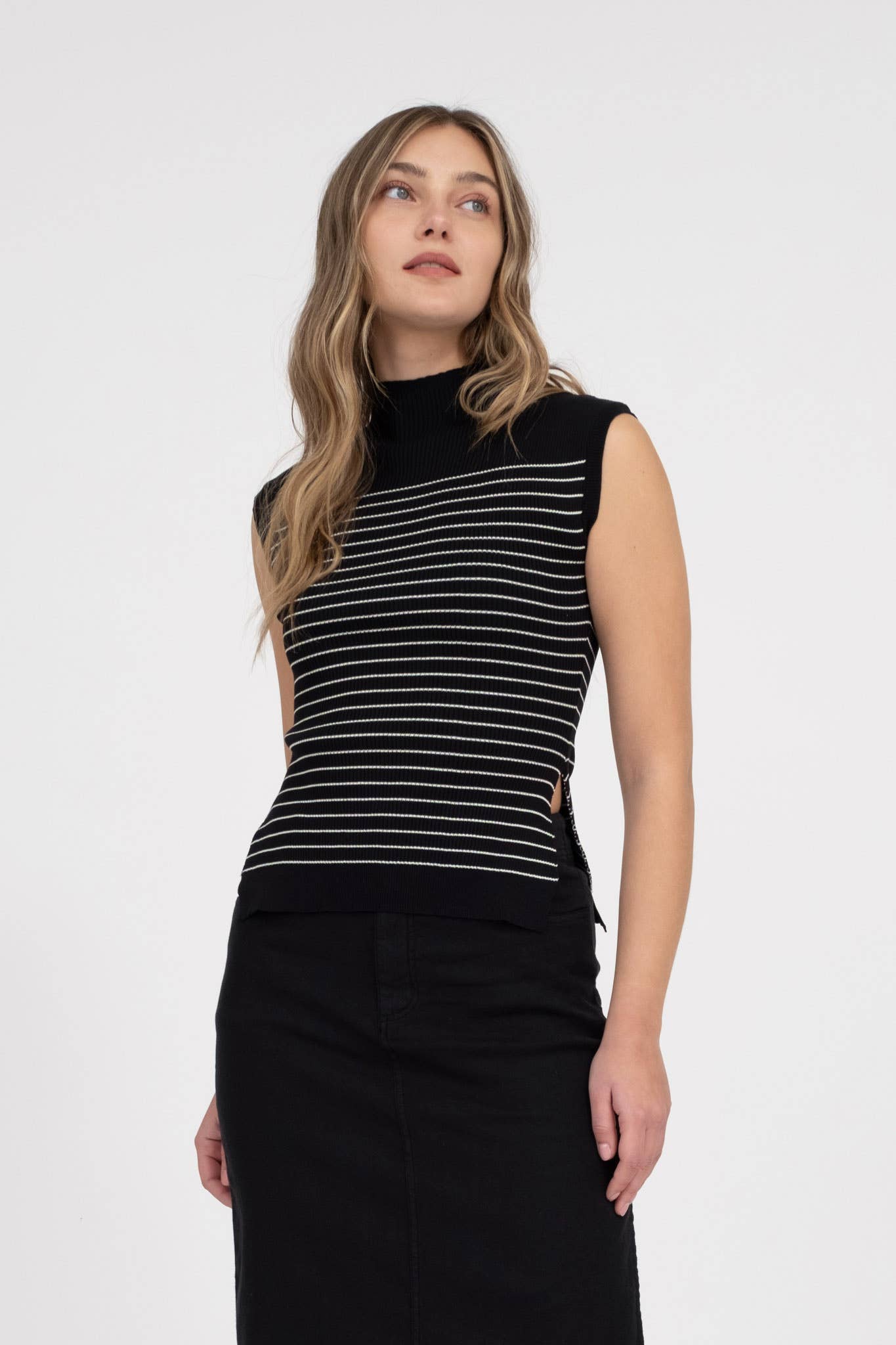 Mamas Mock Neck Sleeveless Tank