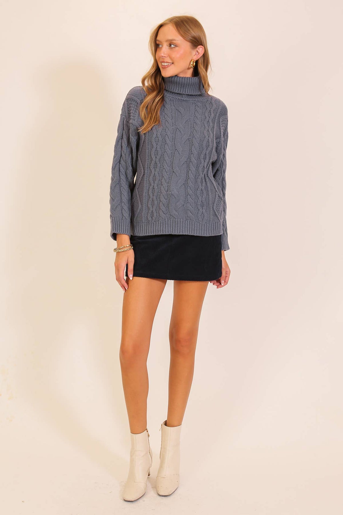 Chunky Cable Knit Turtleneck Sweater