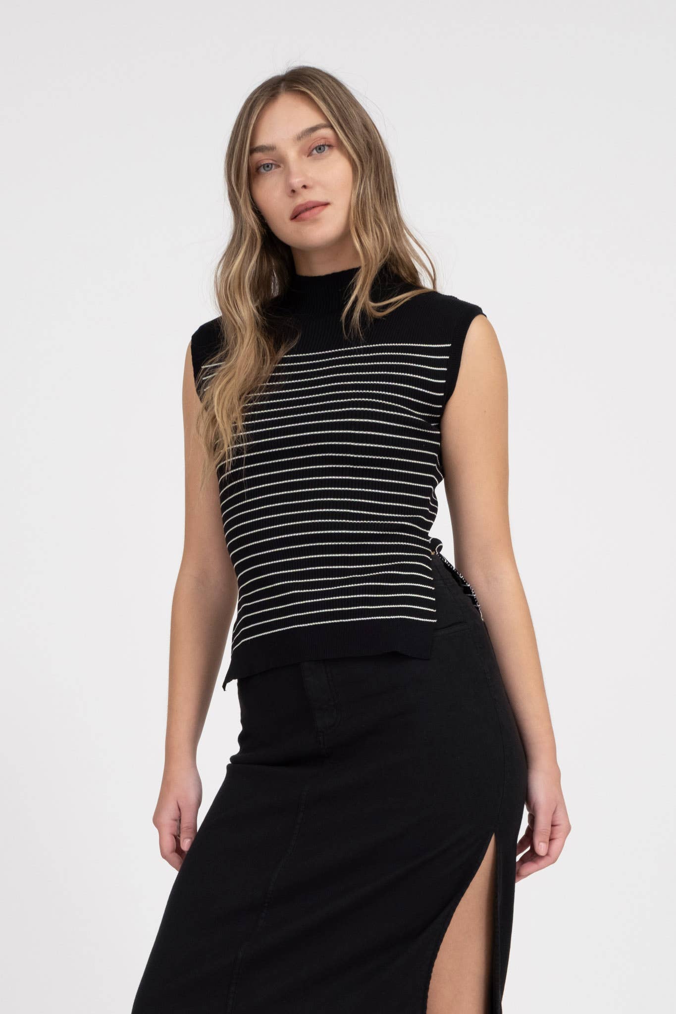 Mamas Mock Neck Sleeveless Tank